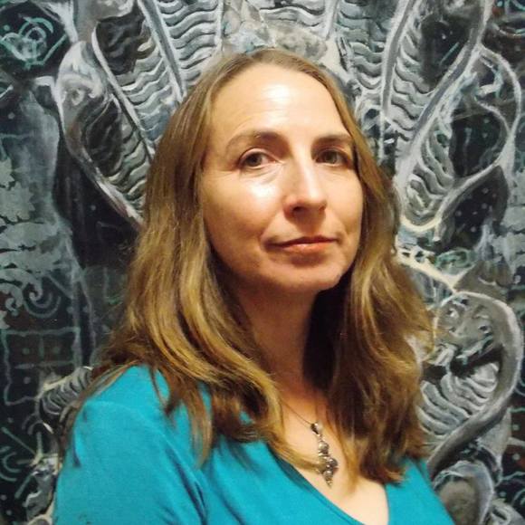 Meet your Posher, Cynthia - Picture 2 of 2